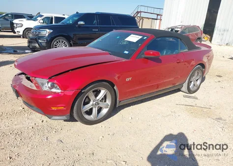 2010 Ford Mustang Gt Premium z USA, uszkodzony, nr VIN 1ZVBP8FH4A5165292